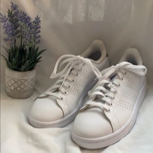 Adidas Superstar Size 7.5 shoes